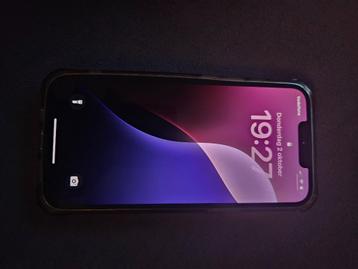 Iphone 13 groen 128gb - in goede staat (inclusief oplader) beschikbaar voor biedingen