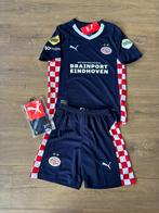Nieuw PSV tenue. Mast 140 en 146, Sport en Fitness, Voetbal, Maat XS of kleiner, Ophalen of Verzenden, Nieuw