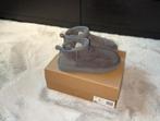 UGG ultra mini grey, UGG, Lage of Enkellaarzen, Ophalen of Verzenden, Zo goed als nieuw