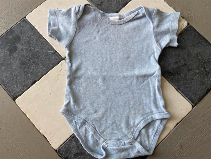 Grijs rompertje mt 74 voor 1 euro !!!, Kinderen en Baby's, Babykleding | Maat 74, Gebruikt, Jongetje, Nacht- of Onderkleding, Ophalen of Verzenden