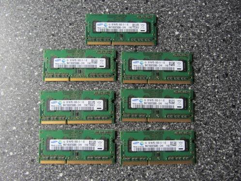 7x Samsung 1GB PC3-10600 DDR3-1333MHz non-ECC Unbuffered CL9, Computers en Software, RAM geheugen, Zo goed als nieuw, Laptop, 1 GB of minder