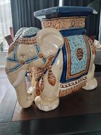 Vintage planten tafeltje olifant keramiek, Antiek en Kunst, Antiek | Keramiek en Aardewerk, Ophalen of Verzenden