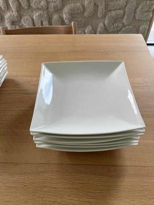 6x Maxwell Williams diepe borden, east meets west, Huis en Inrichting, Keuken | Servies, Zo goed als nieuw, Bord(en), Effen, Porselein