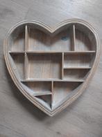 Wandkastje hangkastje houten hart riverdale, Huis en Inrichting, Zo goed als nieuw, Ophalen