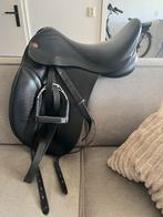 Kent en Masters 18inch, Ophalen, Zo goed als nieuw, Dressuur