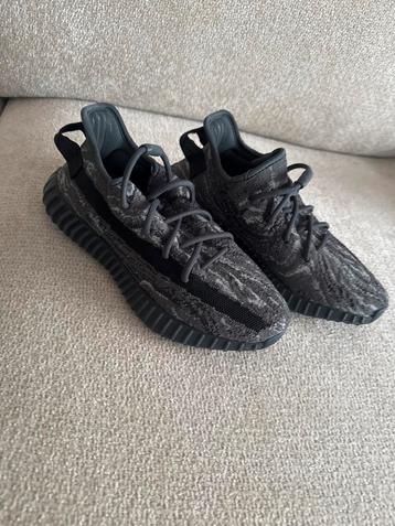 Yeezy Boost 350 - Maat 39 1/3 - Ongedragen! beschikbaar voor biedingen