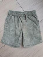 K29 Groene korte broek maat 74, Broekje, Ophalen of Verzenden, Zo goed als nieuw, Primark