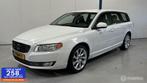 Volvo V70 1.6 T4 Nordic+ NAVI / LEER / NL-AUTO, Voorwielaandrijving, Euro 5, Gebruikt, 4 cilinders