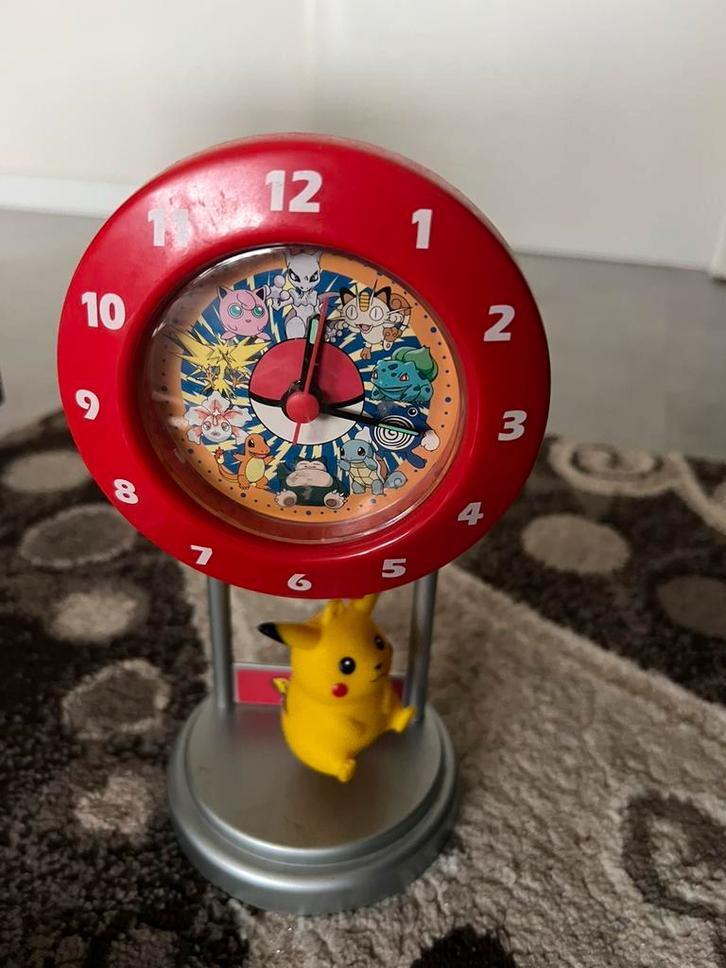 Pikachu pokemon klok, Witgoed en Apparatuur, Wekkers, Zo goed als nieuw, Ophalen of Verzenden