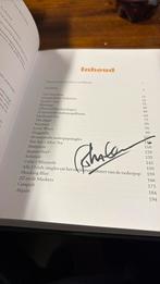 Boek cd Golden years of Dutch Pop music gesigneerd, Boeken, Ophalen of Verzenden, Zo goed als nieuw, Artiest