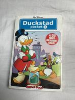 Duckstad pocket 2 klein scheurtje kaft, Ophalen of Verzenden, Zo goed als nieuw