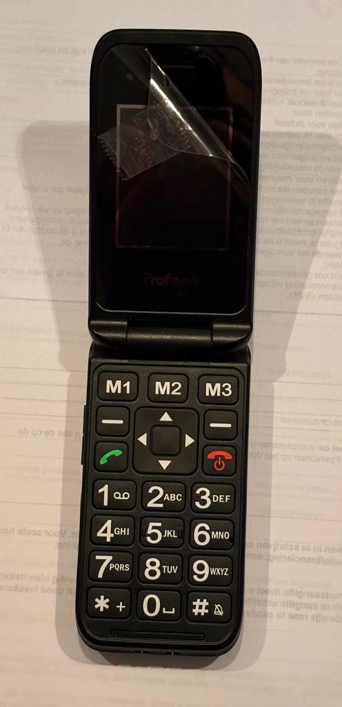 Profoon PM-690 Senioren GSM / Simlockvrij - Nooit gebruikt, Telecommunicatie, Mobiele telefoons | Overige merken, Nieuw, Zonder abonnement