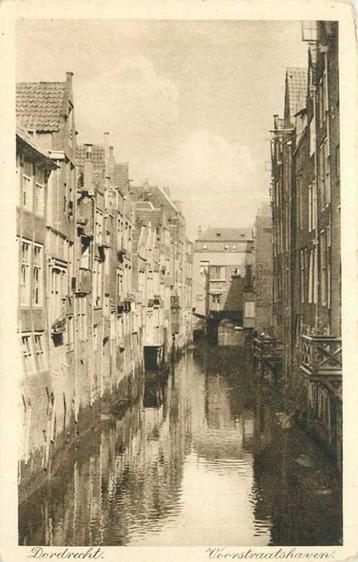 (300-463-039) Dordrecht Voorstraatshaven beschikbaar voor biedingen