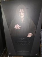 Hot Toys, Ophalen of Verzenden, Superheld, Zo goed als nieuw, Beeldje of Figuurtje