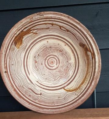 Antieke Franse aardewerk schaal, 36,5 doorsnee! beschikbaar voor biedingen