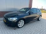 BMW 1-Serie 116i 136pk M-sport / airco/carplay/ M-pakket, 1-Serie, Zwart, 4 cilinders, 4 stoelen