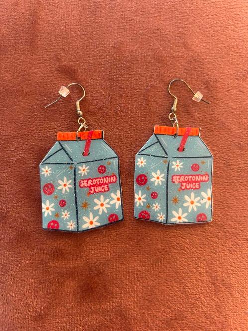 Dames oorbellen merk Toosiedoos nieuw, Sieraden, Tassen en Uiterlijk, Oorbellen, Nieuw, Hangers, Overige materialen, Blauw, Ophalen of Verzenden