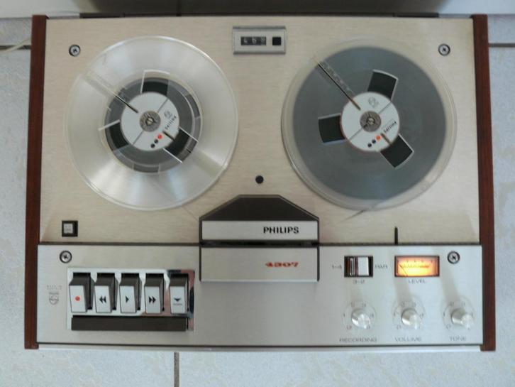 Perfect spelende Philips 4307 4-sporen, Audio, Tv en Foto, Bandrecorders, Bandrecorder, Met stofkap, Met banden, Ophalen of Verzenden
