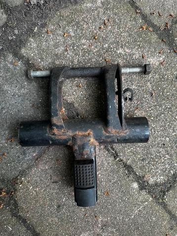 Zip 2t subframe bewerkt beschikbaar voor biedingen