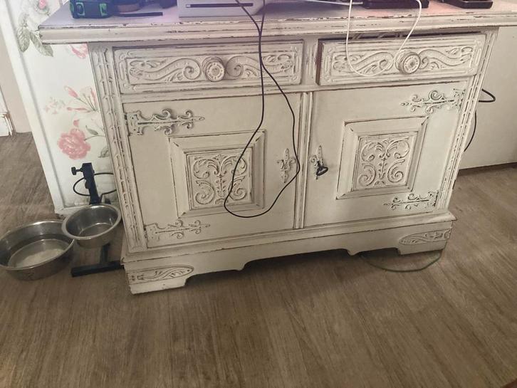 Uniek gerestylde dressoir/tv kast, Antiek en Kunst, Antiek | Meubels | Kasten, Ophalen