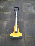 Kärcher terrasreiniger - Zo goed als nieuw!, Doe-het-zelf en Verbouw, Reinigingsmachines, Ophalen, Zo goed als nieuw, Schrobmachine