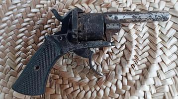 Lot van 6 Penvuur Revolvers voor Restauratie beschikbaar voor biedingen