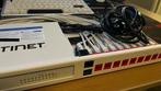 Fortigate 60F incl. Rackmount, voeding en UTP kabels, Ophalen of Verzenden, Zo goed als nieuw, Router, Fortinet Fortigate
