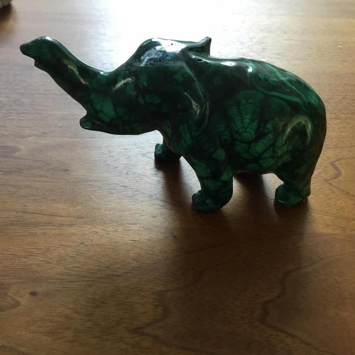 Malachiet olifant, middelgroot, Verzamelen, Beelden en Beeldjes, Zo goed als nieuw, Dier, Ophalen of Verzenden