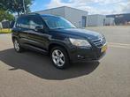 Volkswagen Tiguan 1.4 TSI  2009 Zwart clima apk 3-2026, Auto's, Voorwielaandrijving, 4 cilinders, Zwart, 14 km/l