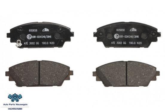 Remblokset voor Mazda CX-30 ('19->) DFY5-33-28Z, Auto-onderdelen, Remmen en Aandrijving, Mazda, Nieuw, Ophalen of Verzenden