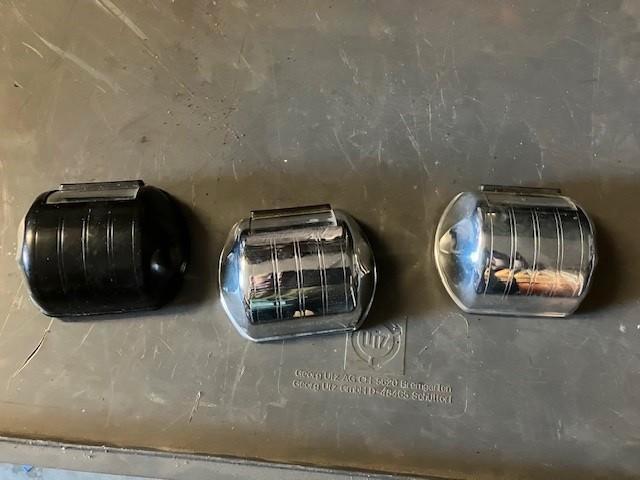 Oude asbakken uit legervoertuigen oa YA 4440 Daf NL leger, Verzamelen, Militaria | Algemeen, Landmacht, Overige typen, Nederland