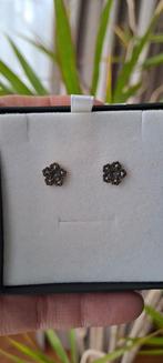 Zilveren oorstekers met markasiet., Sieraden, Tassen en Uiterlijk, Oorbellen, Ophalen of Verzenden, Zilver, Zilver