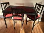Houtel tafel met 3 stoelen, Huis en Inrichting, Tafels | Eettafels, Ophalen, Gebruikt, Overige materialen, Vier personen