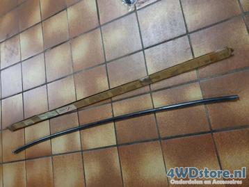 Voorruitlijst / Rubber Nissan Tino V10 - 727514U000 beschikbaar voor biedingen