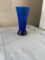 Vintage glazen vaas - Kobalt blauw - retro vaasje - glas, Huis en Inrichting, Ophalen, Blauw, Minder dan 50 cm, Glas