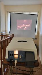Pallas diaprojector en projectietafel., Audio, Tv en Foto, Diaprojectors, Ophalen, Gebruikt, Met scherm