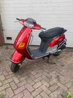 Skr 125cc a1 met valbeugels, Fietsen en Brommers, Scooters | Piaggio, Ophalen of Verzenden, Zo goed als nieuw, Tweetakt, Overige modellen