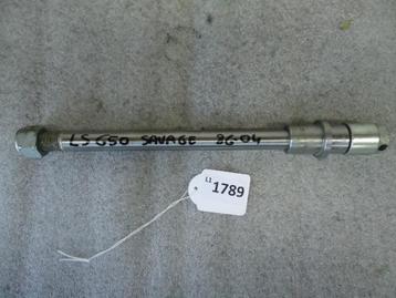 LS650 1986 - 2004 Suzuki As As achterwiel D1-10821 beschikbaar voor biedingen