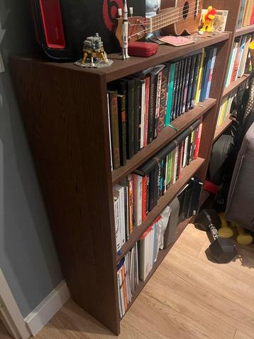 Boekenkast Billy Ikea bruin 80x28x106