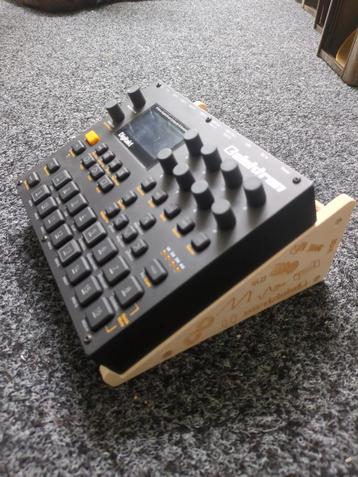 Digtakt te koop. Incl.stand beschikbaar voor biedingen