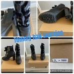 Tommy Hilfiger Enkel Laarsjes Leder Zwart, Kleding | Dames, Schoenen, Ophalen of Verzenden, Zo goed als nieuw, Zwart