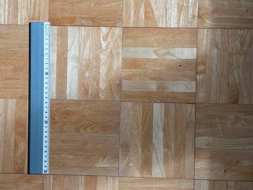 Gezocht: Ikea houten parket tegels 30 x 30, Doe-het-zelf en Verbouw, Vloerdelen en Plavuizen, Hout, Minder dan 50 cm, 10 tot 30 cm