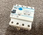 Hager 4-polige aardlek automaat CD 440G, Ophalen of Verzenden, Gebruikt