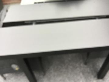 Zwarte wandplanken beschikbaar voor biedingen