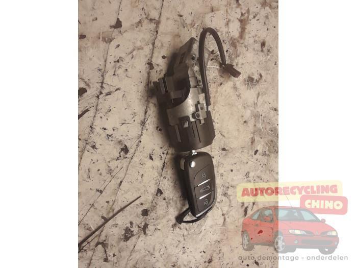 Kontaktslot + Sleutel van een Citroen C3, Auto-onderdelen, Overige Auto-onderdelen, Citroën, Gebruikt, 3 maanden garantie, Ophalen