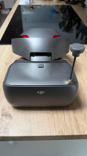DJI Goggles Racing Edition beschikbaar voor biedingen