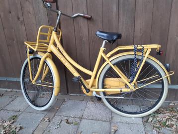 Degelijke Cortina fiets.Wielmaat 26 inch. Geen versnellingen beschikbaar voor biedingen
