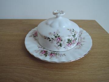 Royal Albert Lavender Rose 2 delige botervloot beschikbaar voor biedingen