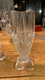 Sklo?  Vaasje op Vissenstaarten , h. 15 cm  X 5,5 cm Vintage, Antiek en Kunst, Ophalen of Verzenden