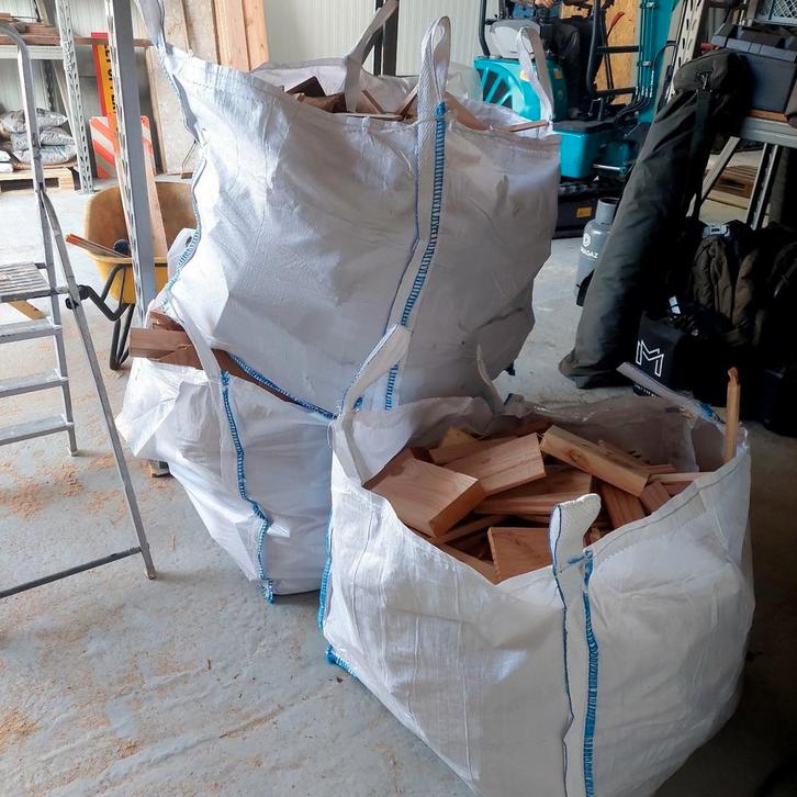 HAARDHOUT – GESNEDEN EN KLAAR VOOR GEBRUIK – HELE BIGBAG VOL, Tuin en Terras, Haardhout, Ophalen